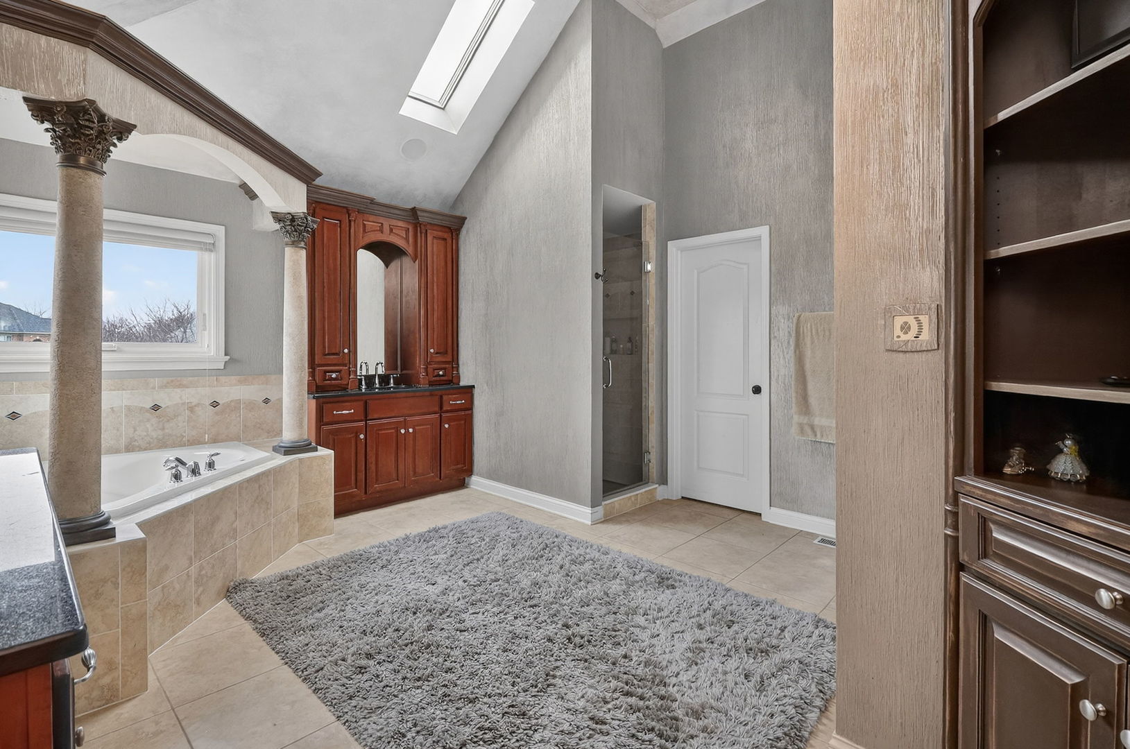 1 Crenshaw Court Bolingbrook IL 60490