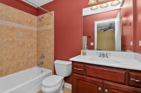 1 Crenshaw Court Bolingbrook IL 60490