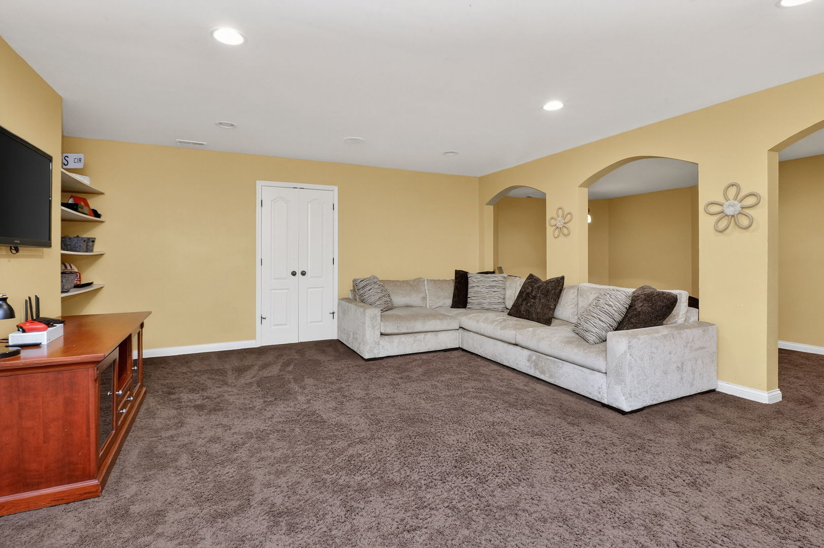1 Crenshaw Court Bolingbrook IL 60490