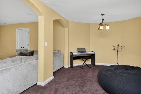 1 Crenshaw Court Bolingbrook IL 60490