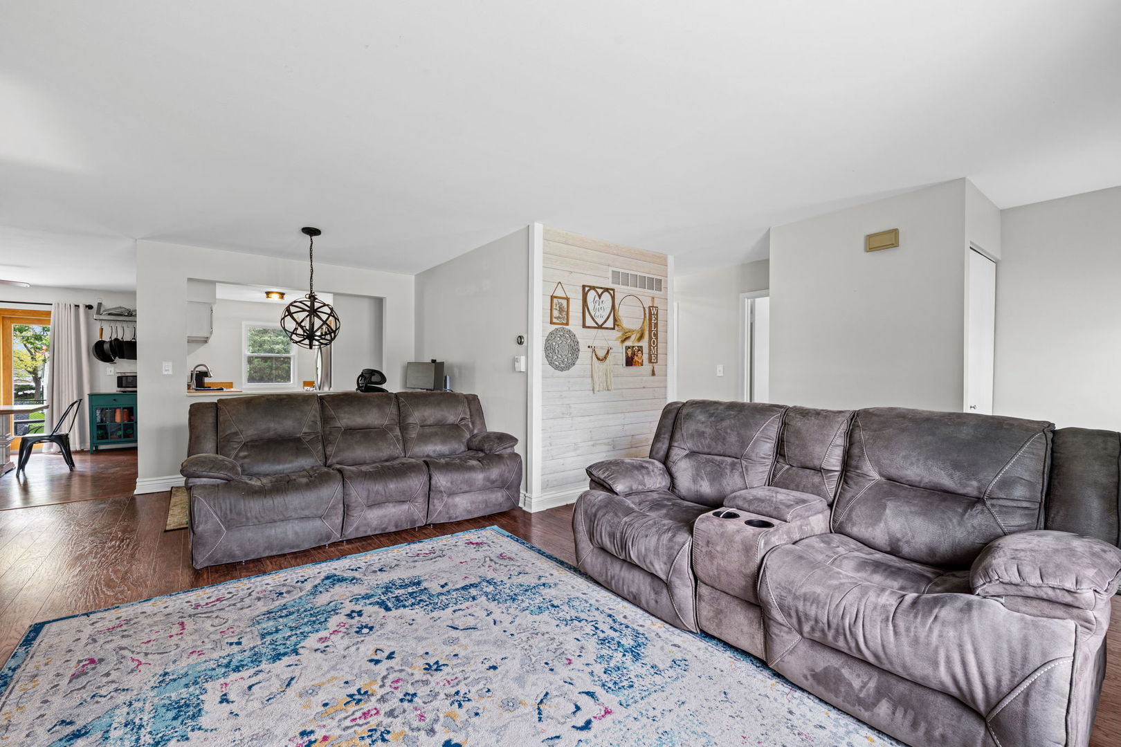 985 Brower Drive Roselle IL 60172