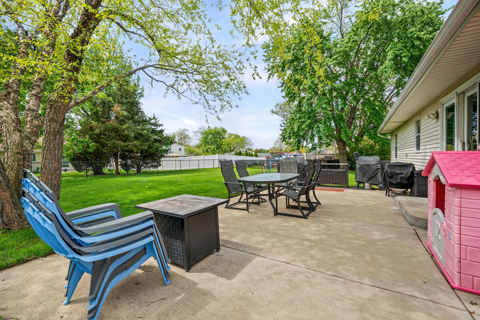 985 Brower Drive Roselle IL 60172