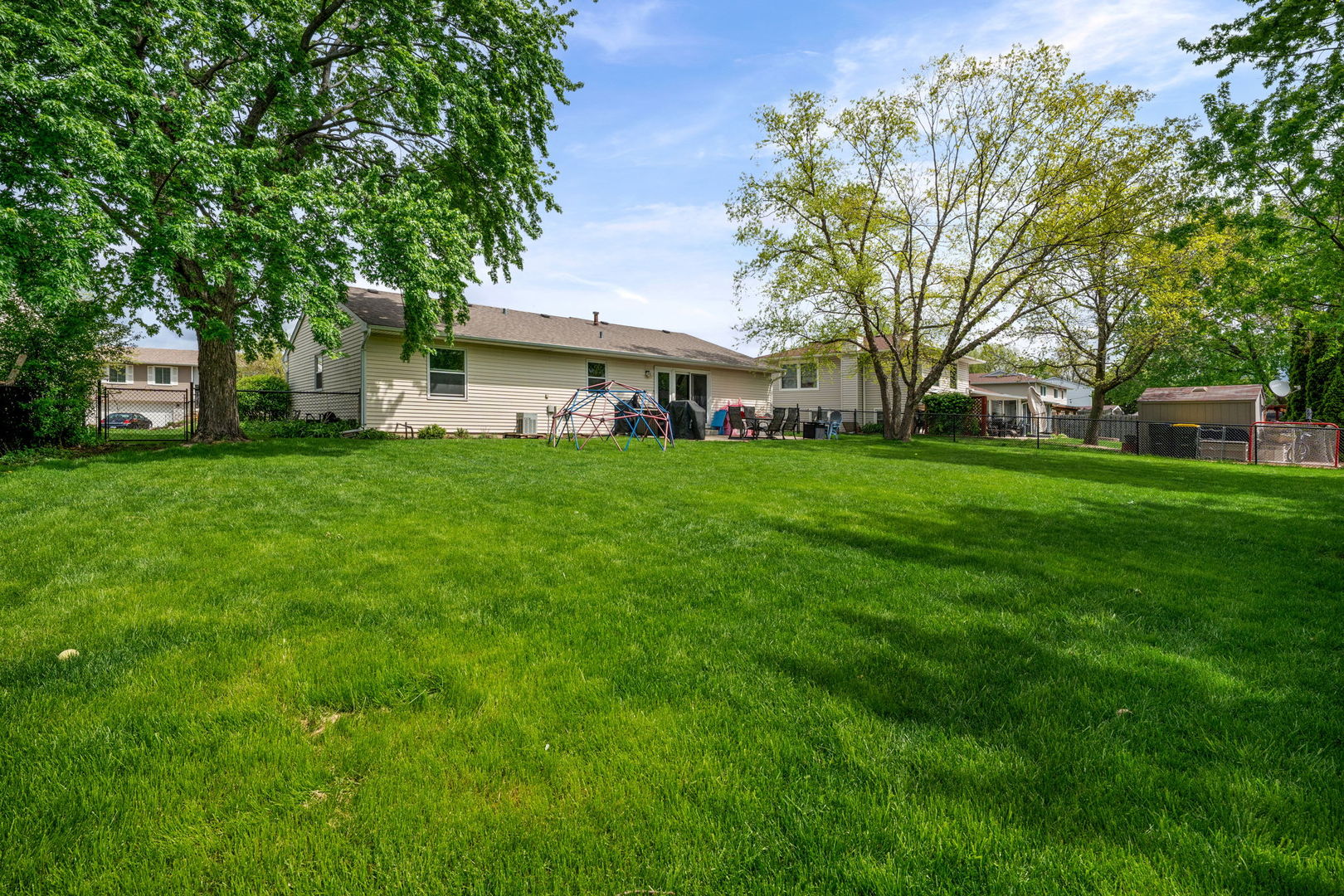 985 Brower Drive Roselle IL 60172