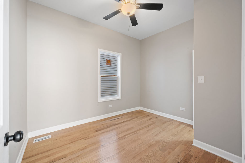 8613 South Colfax Avenue Chicago IL 60617