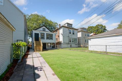 8613 South Colfax Avenue Chicago IL 60617