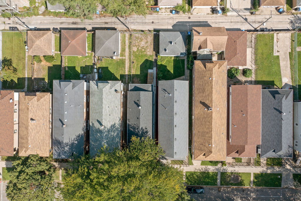 8613 South Colfax Avenue Chicago IL 60617