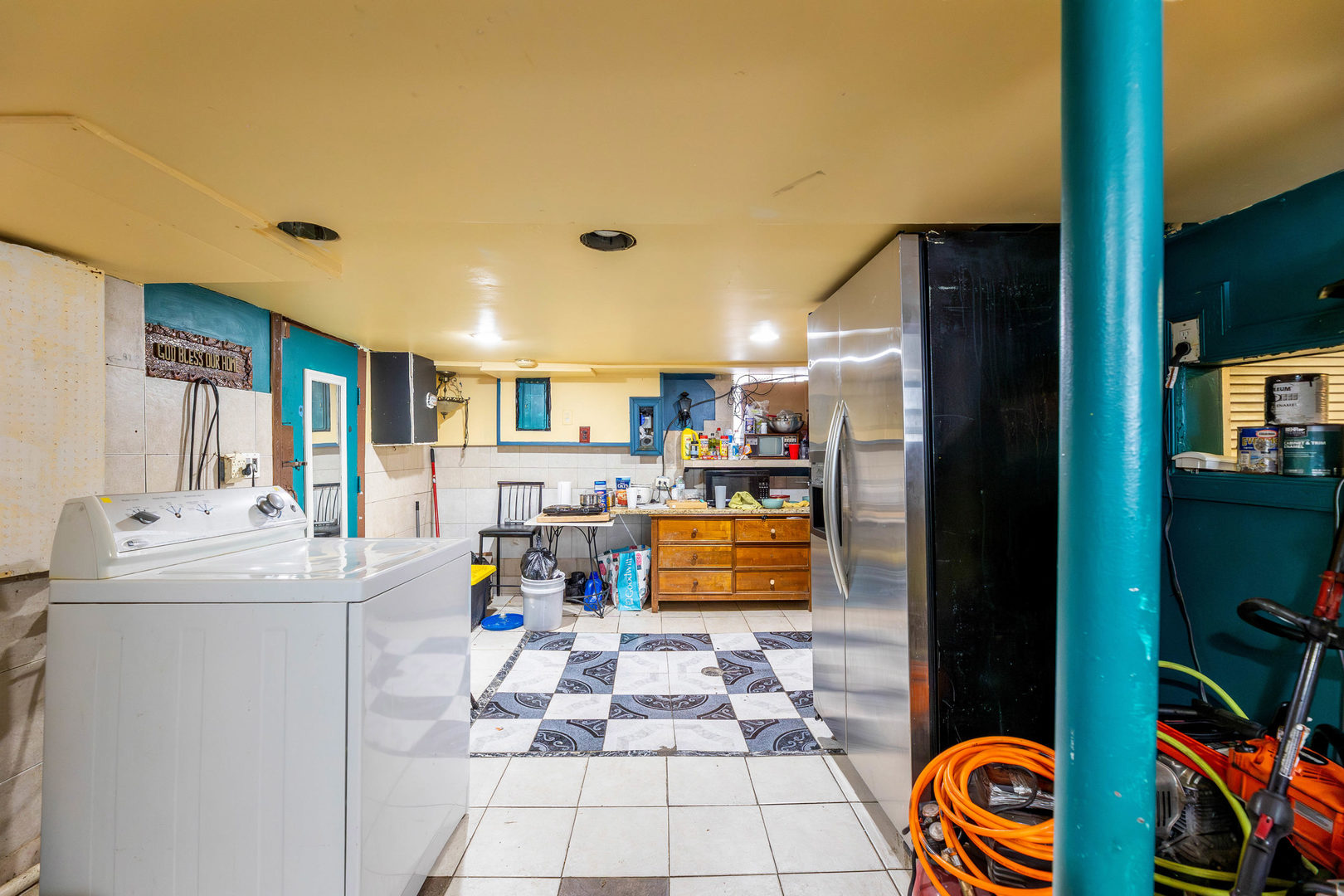 1434 North Leamington Avenue Chicago IL 60651