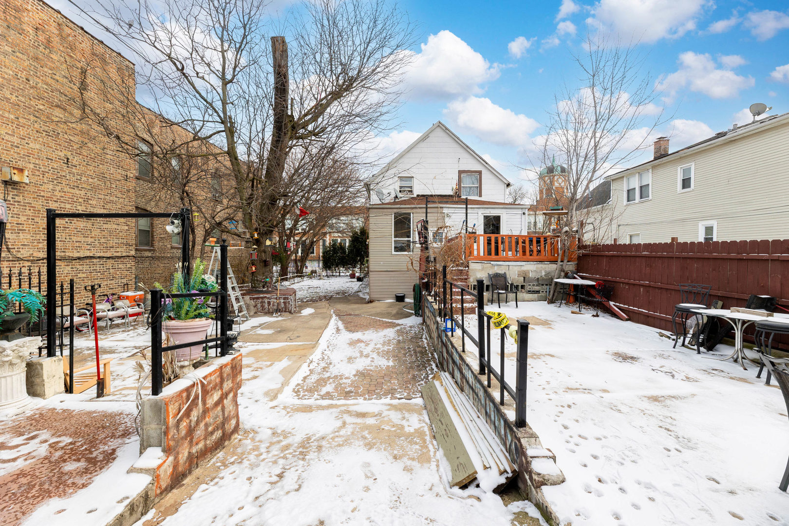 1434 North Leamington Avenue Chicago IL 60651