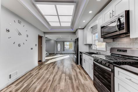 7806 West 83rd Street Bridgeview IL 60455