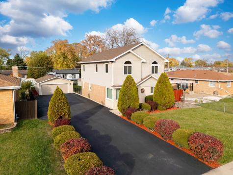 7806 West 83rd Street Bridgeview IL 60455