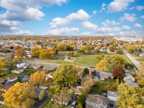 7806 West 83rd Street Bridgeview IL 60455
