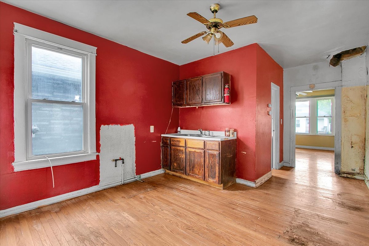 12337 South Emerald Avenue Chicago IL 60628