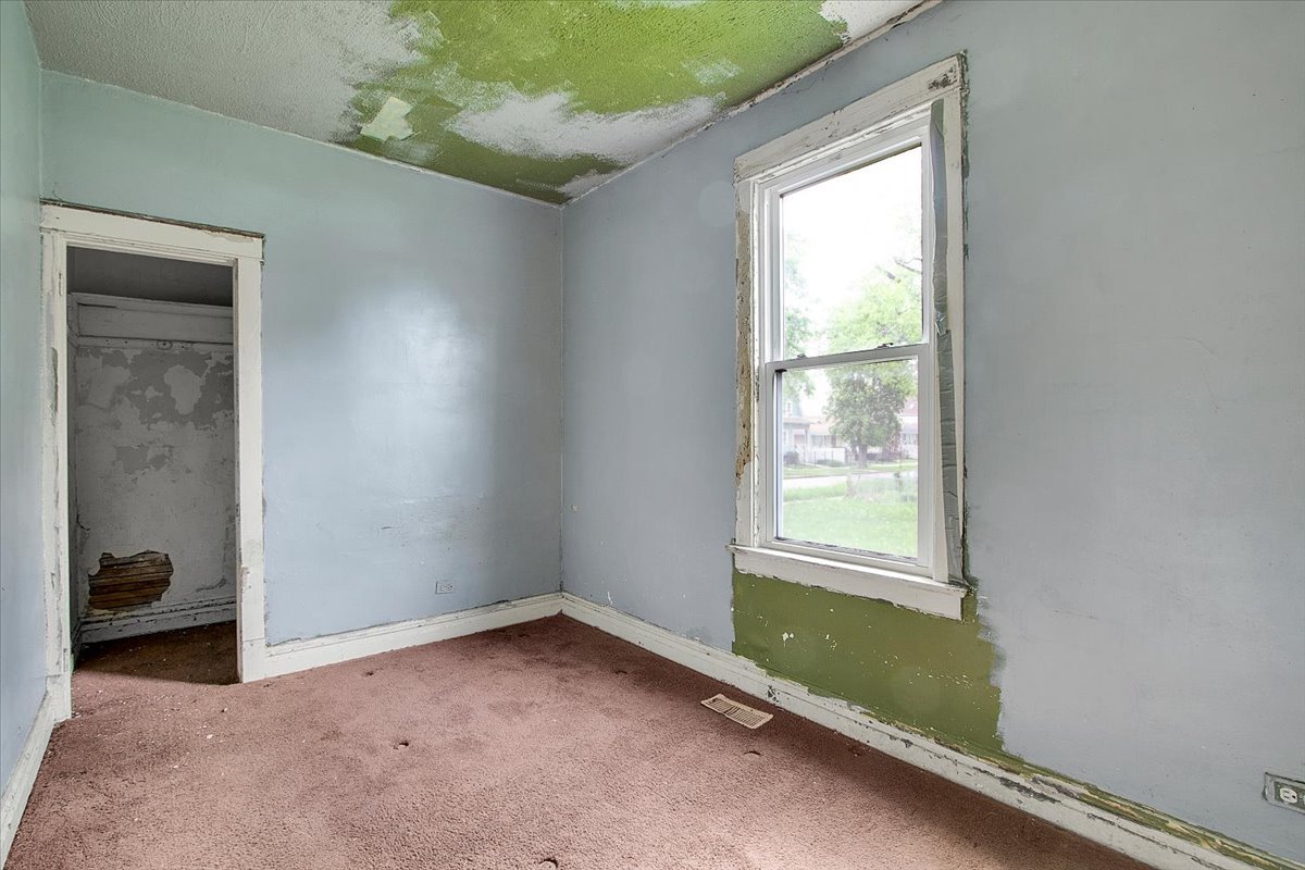 12337 South Emerald Avenue Chicago IL 60628