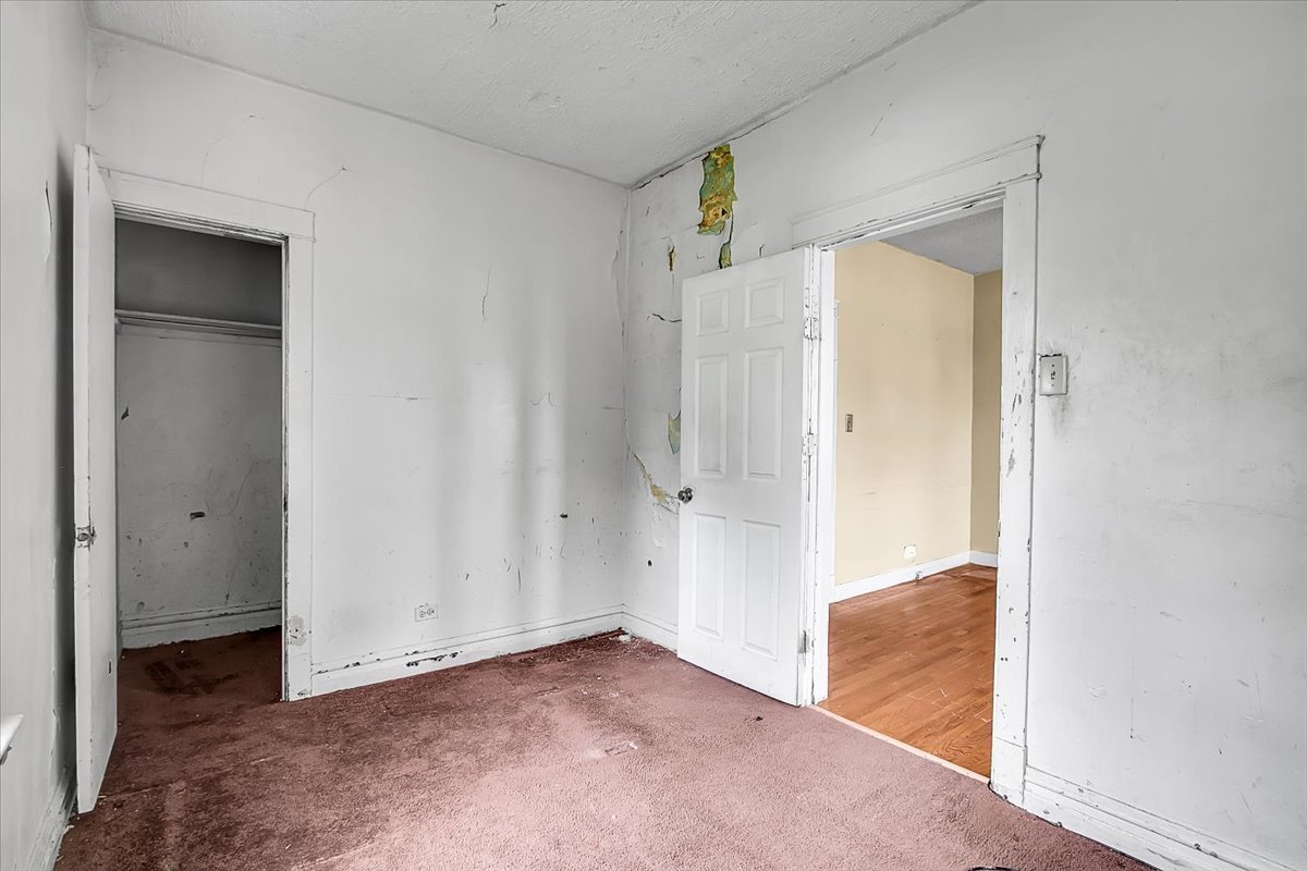 12337 South Emerald Avenue Chicago IL 60628