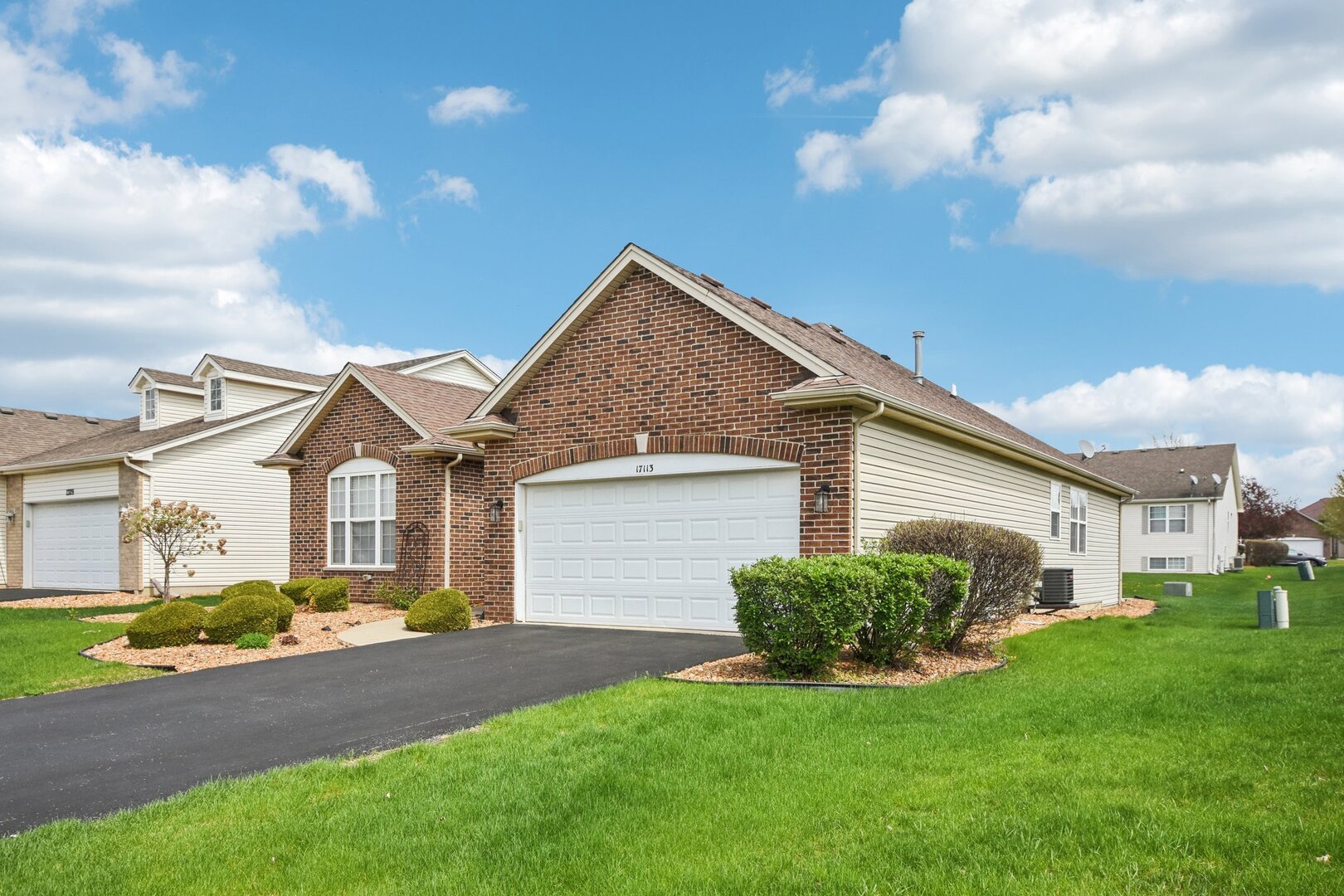 17113 Como Avenue Lockport IL 60441