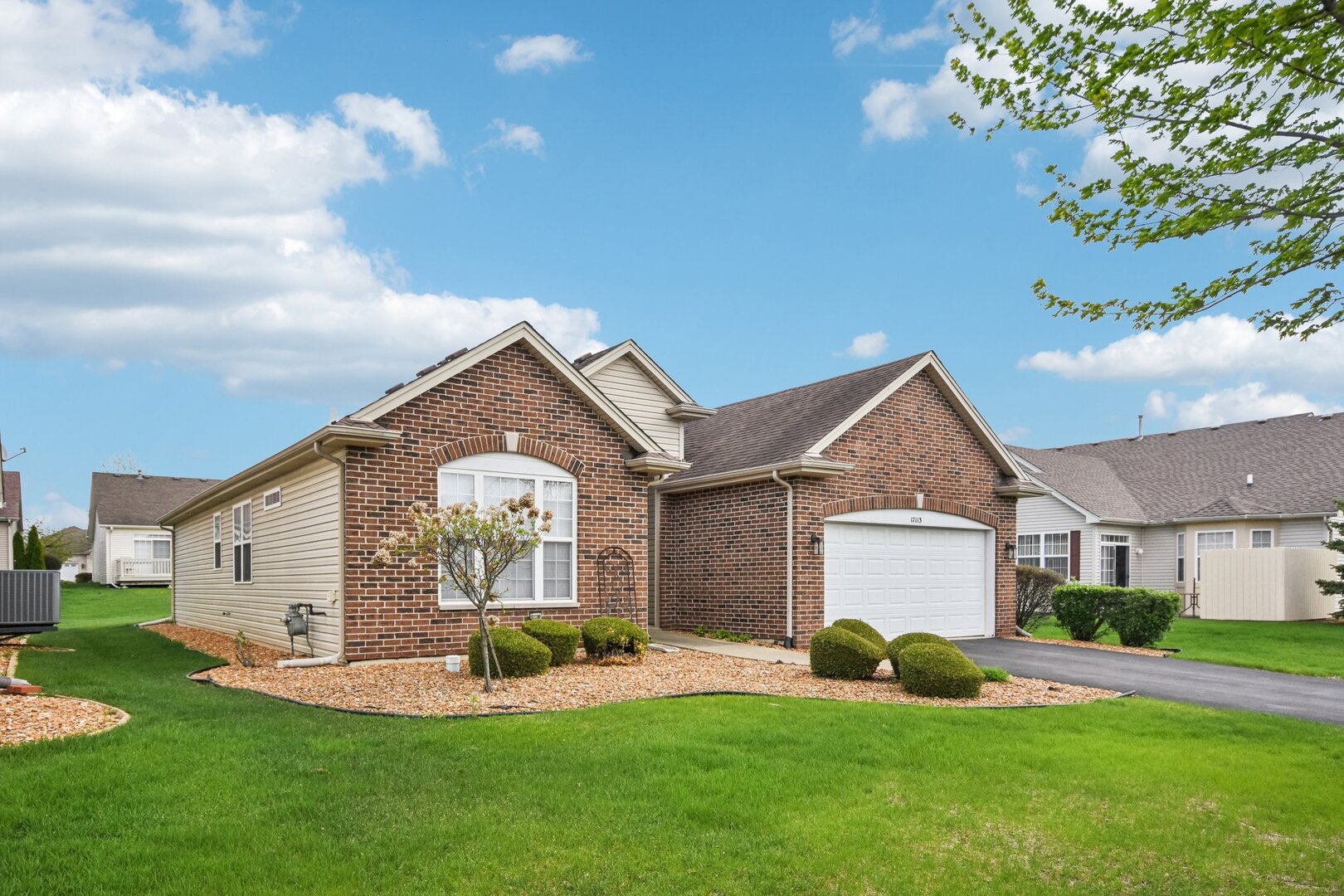 17113 Como Avenue Lockport IL 60441