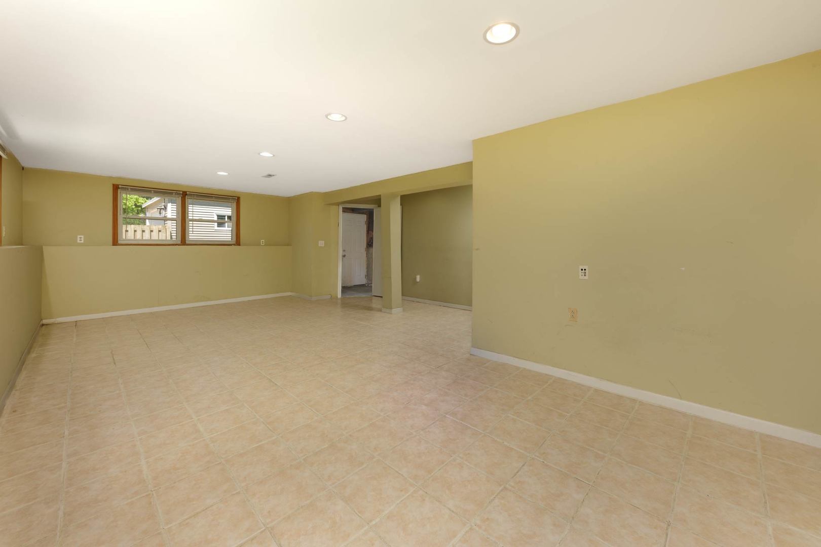 1403 East Lowden Avenue Wheaton IL 60189