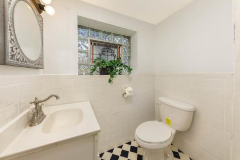 1403 East Lowden Avenue Wheaton IL 60189