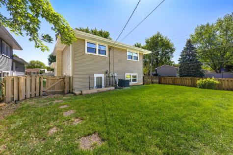 1403 East Lowden Avenue Wheaton IL 60189