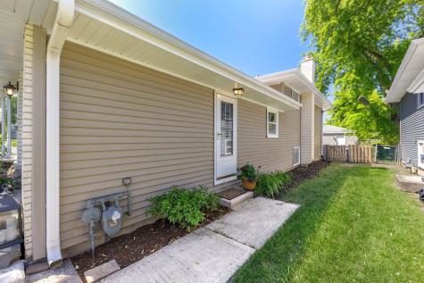 1403 East Lowden Avenue Wheaton IL 60189