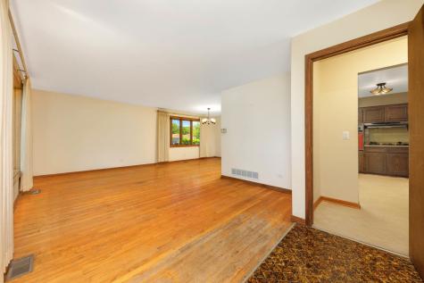 1403 East Lowden Avenue Wheaton IL 60189