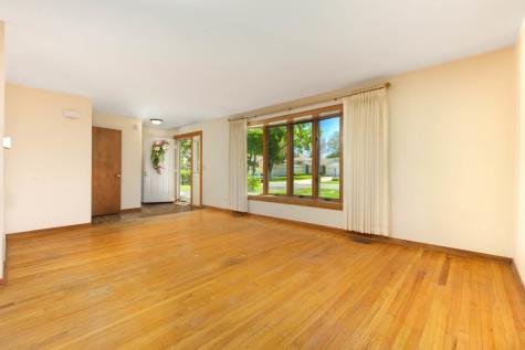 1403 East Lowden Avenue Wheaton IL 60189