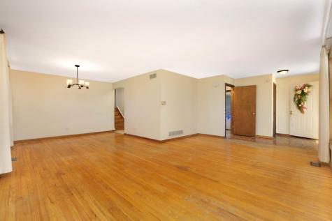 1403 East Lowden Avenue Wheaton IL 60189