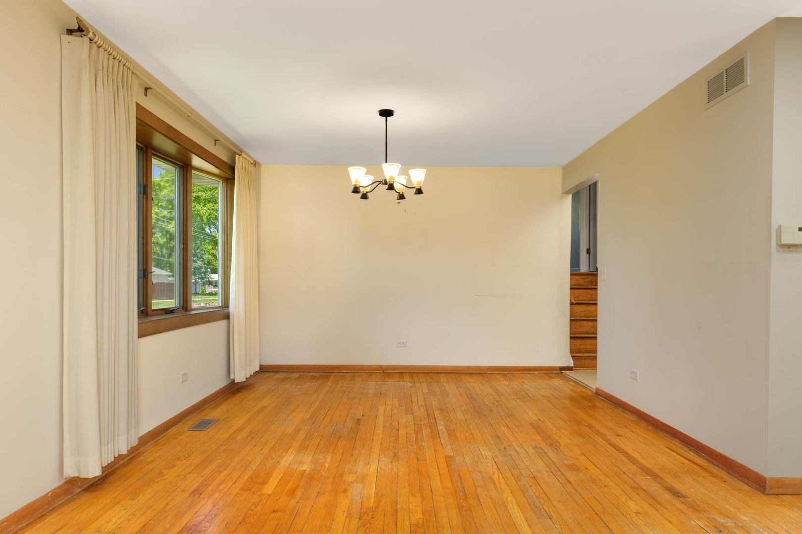 1403 East Lowden Avenue Wheaton IL 60189