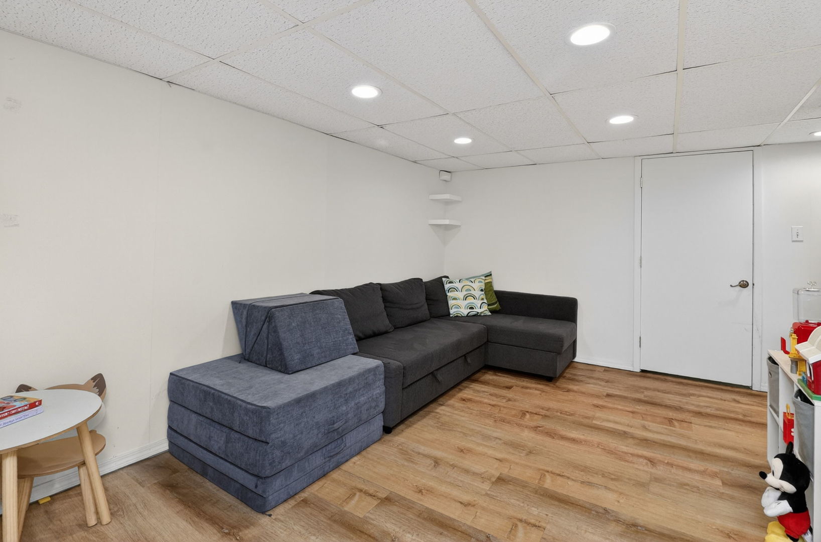 2S638 Enrico Fermi Court Warrenville IL 60555