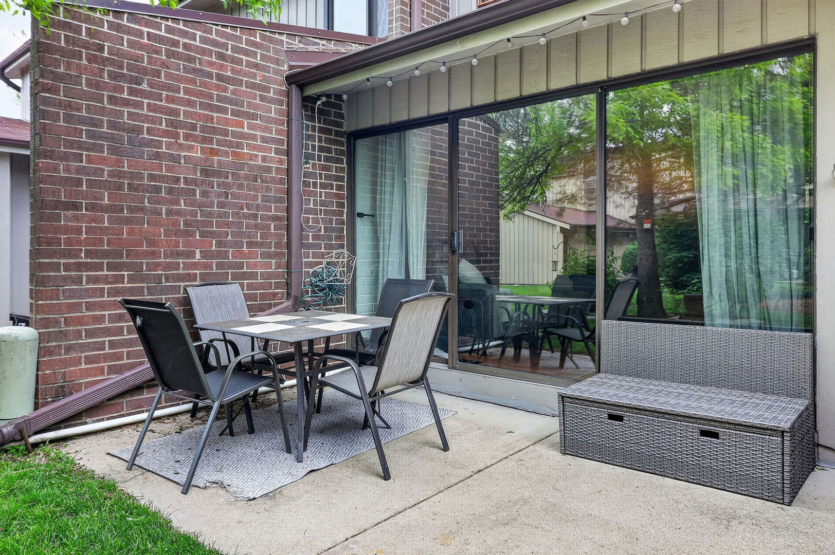 2S638 Enrico Fermi Court Warrenville IL 60555