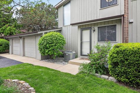 2S638 Enrico Fermi Court Warrenville IL 60555