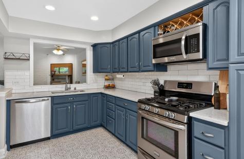2S638 Enrico Fermi Court Warrenville IL 60555