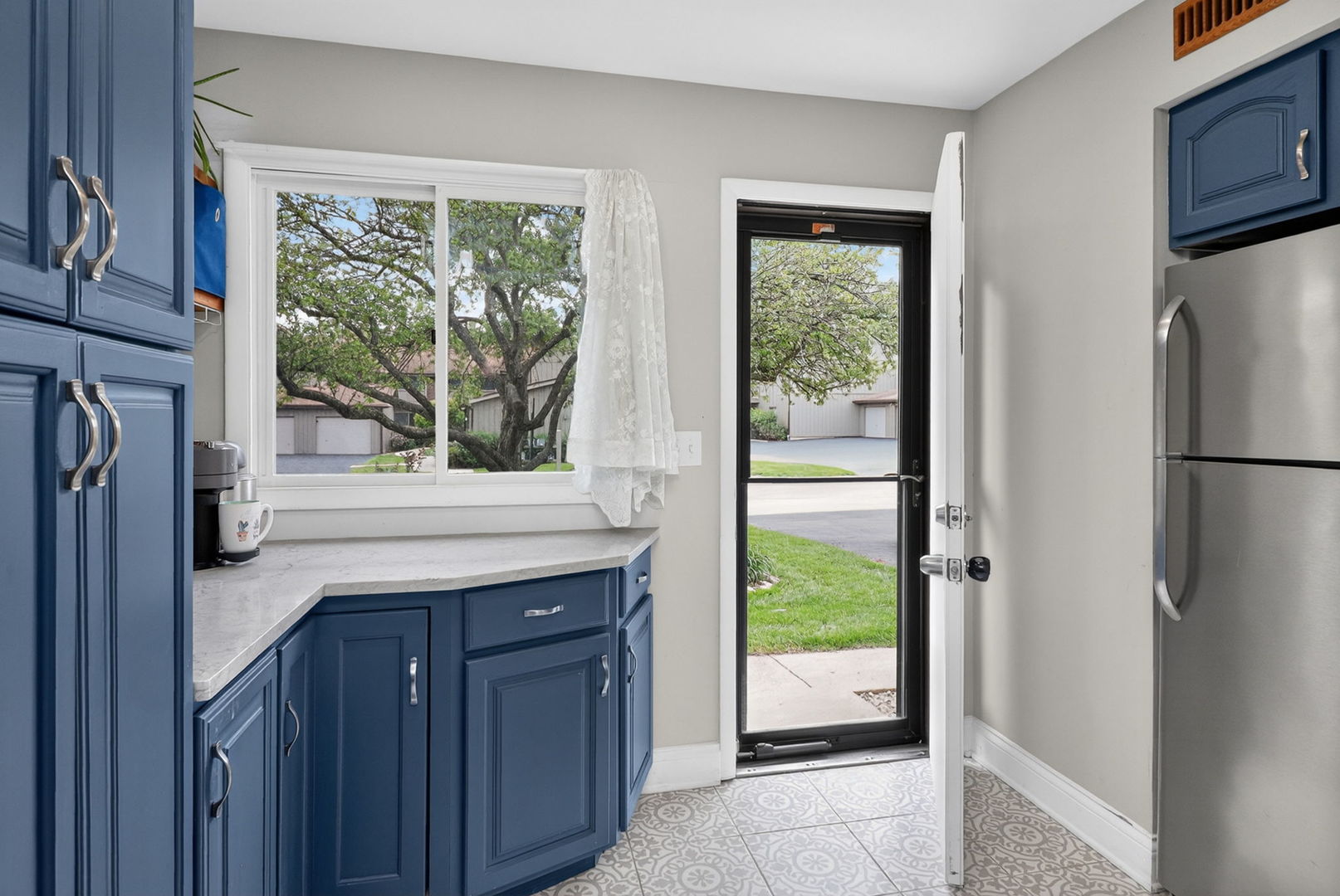 2S638 Enrico Fermi Court Warrenville IL 60555