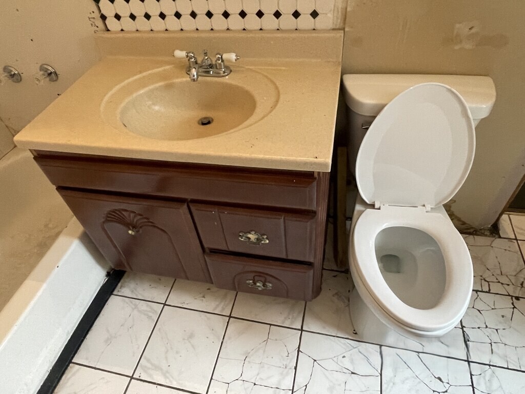 5252 West Ferdinand Street Chicago IL 60644