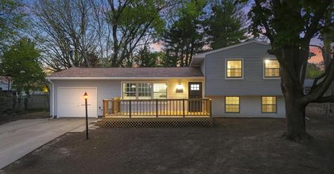2303 Brookhaven Drive Champaign IL 61821