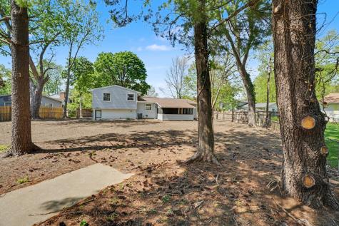 2303 Brookhaven Drive Champaign IL 61821
