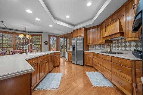 4N494 Hidden Oaks Road St. Charles IL 60175