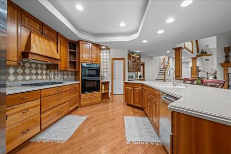 4N494 Hidden Oaks Road St. Charles IL 60175