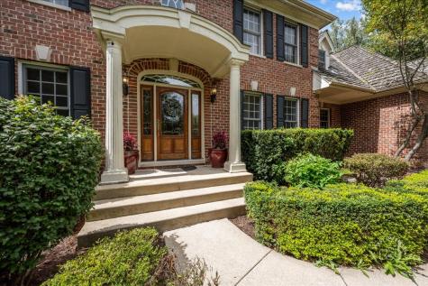 4N494 Hidden Oaks Road St. Charles IL 60175