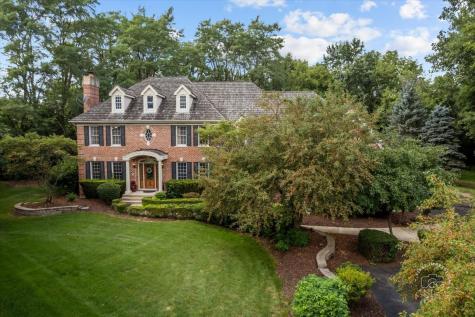 4N494 Hidden Oaks Road St. Charles IL 60175