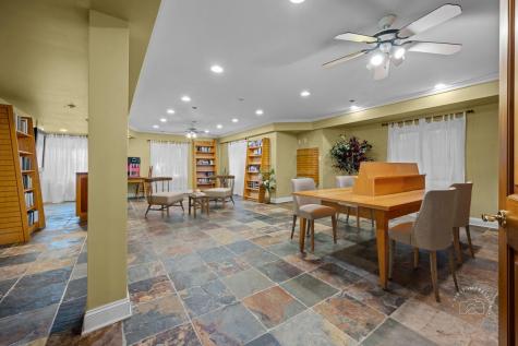 4N494 Hidden Oaks Road St. Charles IL 60175