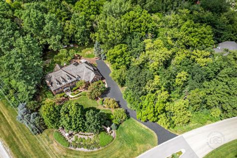 4N494 Hidden Oaks Road St. Charles IL 60175