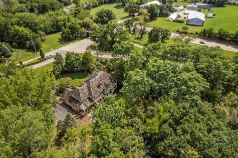 4N494 Hidden Oaks Road St. Charles IL 60175