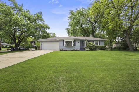 30W111 Bruce Lane Naperville IL 60563