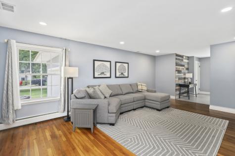 30W111 Bruce Lane Naperville IL 60563