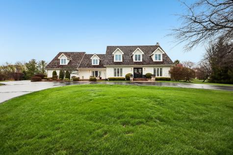 1980 Clover Drive Inverness IL 60067