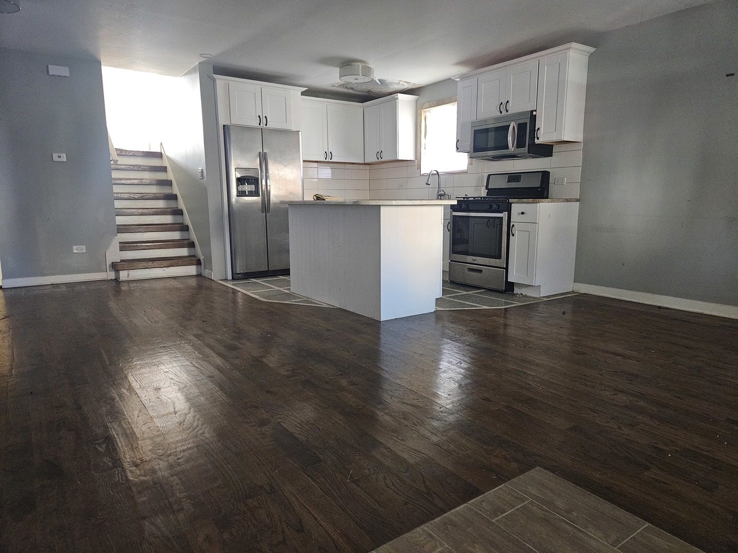 6732 South Peoria Street Chicago IL 60621