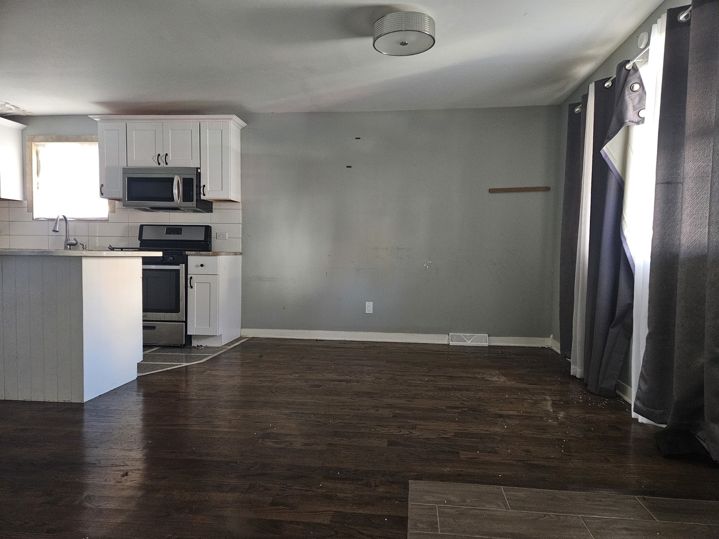 6732 South Peoria Street Chicago IL 60621