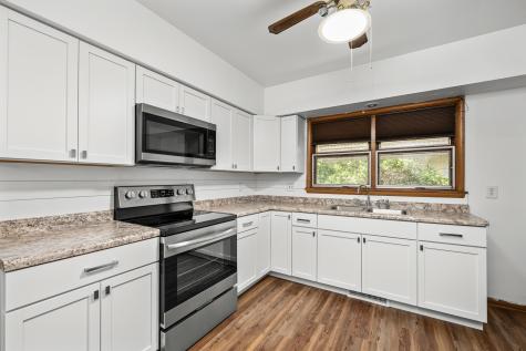 2400 27TH Street Rock Island IL 61201