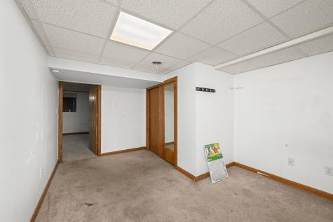2400 27TH Street Rock Island IL 61201
